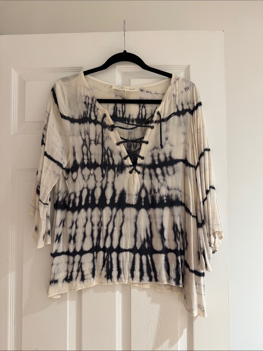 Sanctuary Tie-Dye Lace-Up Tunic in Cream and Black
